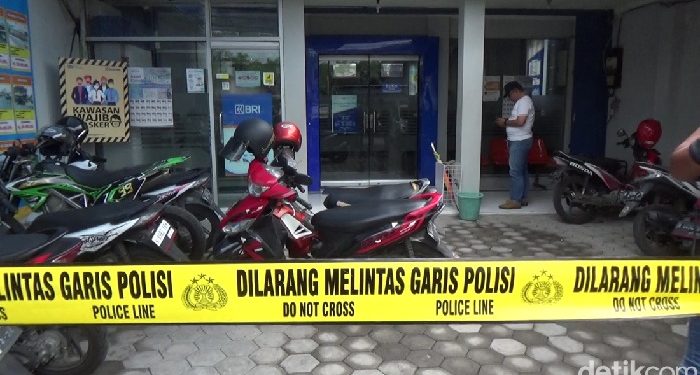 Bank di Lumajang Dirampok, Pelaku Todongkan Sajam Sambil Kuras Uang