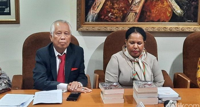 Bela Lukas Enembe, OC Kaligis Tuding KPK Langgar Hak Asasi Manusia