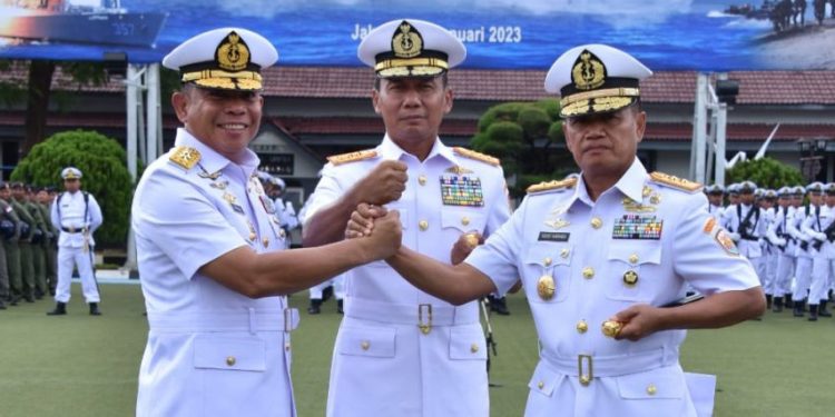 Laksamana Muda Agus Hariadi Jabat Pangkoarmada III