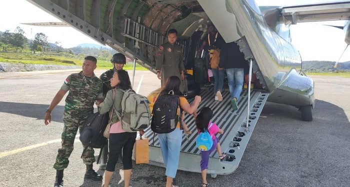 Teror KKB Meningkat, Ratusan Wanita dan Anak Tinggalkan Pegunungan Bintang