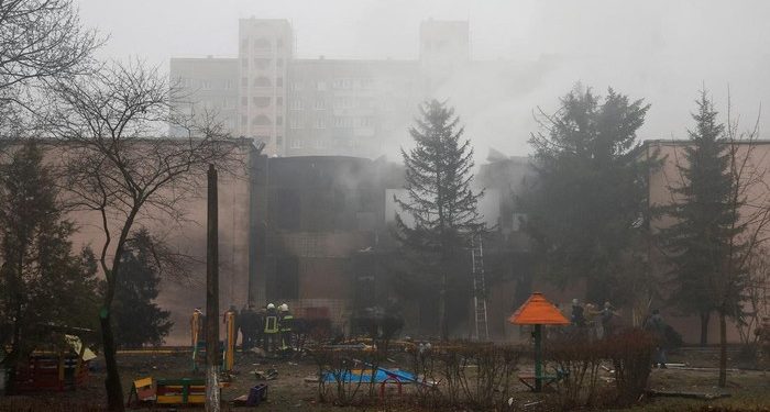 Heli Jatuh Tewaskan Mendagri Ukraina, Zelensky: Tragedi Mengerikan!