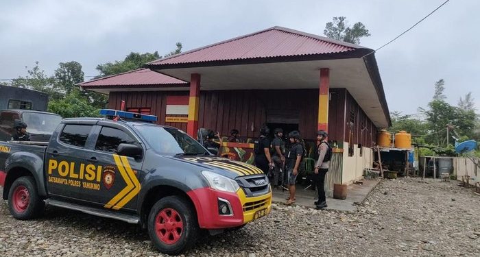 KKB Serang Pos Polisi, 1 Aparat Kena Tembak di Dada