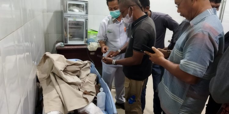 Lalu Lalang, Wanita Paruh Baya Dibakar Lantaran Dicurigai Penculik Anak