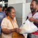 Ratusan Paket Sembako untuk Pedagang Pasar Modern