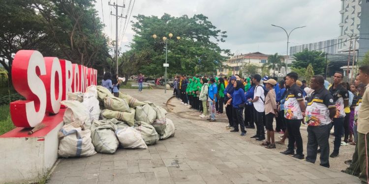 Bersihkan TSC, BSSR Kumpulkan 144 Kg Sampah