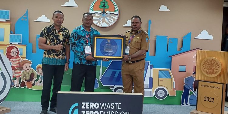 Upaya Pengelolaan Sampah, Pemkab Manokwari Peroleh Sertifikat Adipura