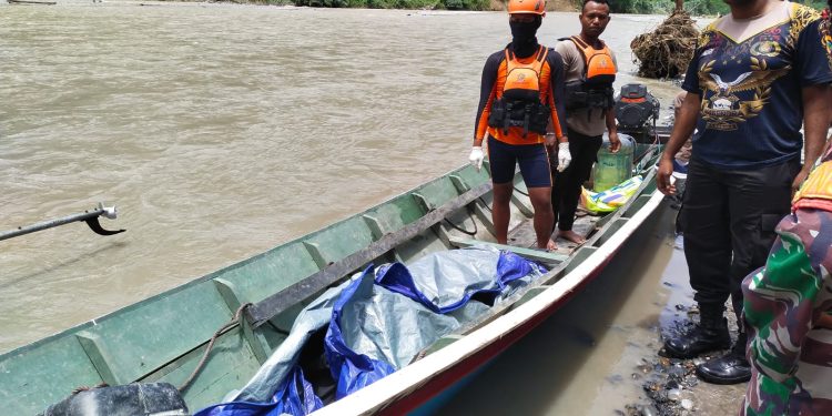 Tim SAR Temukan 1 Korban Terseret Arus Kali Wariori