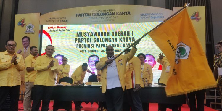 Raih 100% Suara, Lambert Jitmau Pimpin Partai Golkar PBD