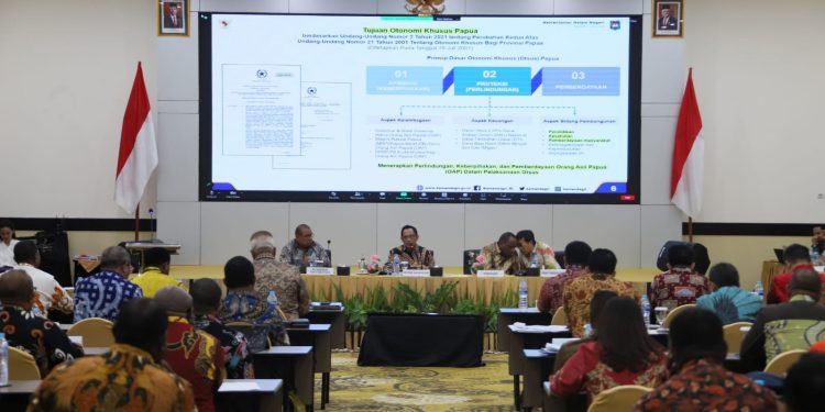 Wamendagri : Kepala Daerah Tegak Lurus Kawal Pemilu Serentak