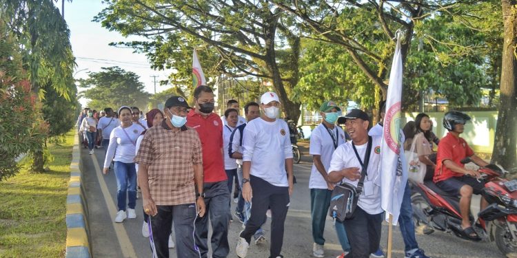 HUT PPNI ke-49, Ratusan Perawat Ikuti Jalan Santai