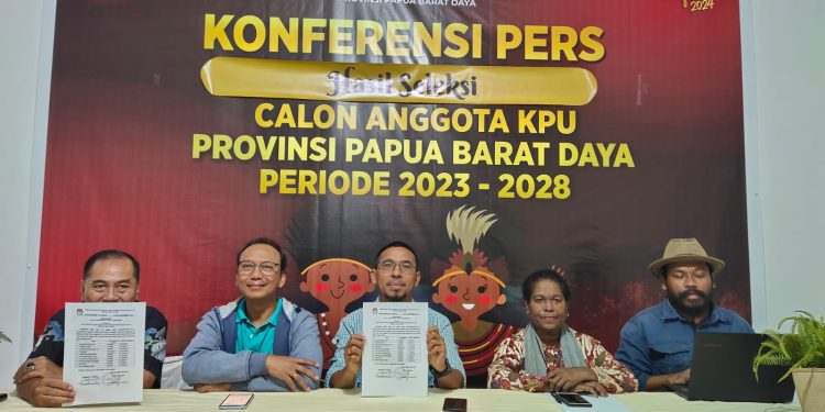 Hanya 1 Perempuan, 10 Orang Lulus Seleksi Calon Anggota KPU PBD