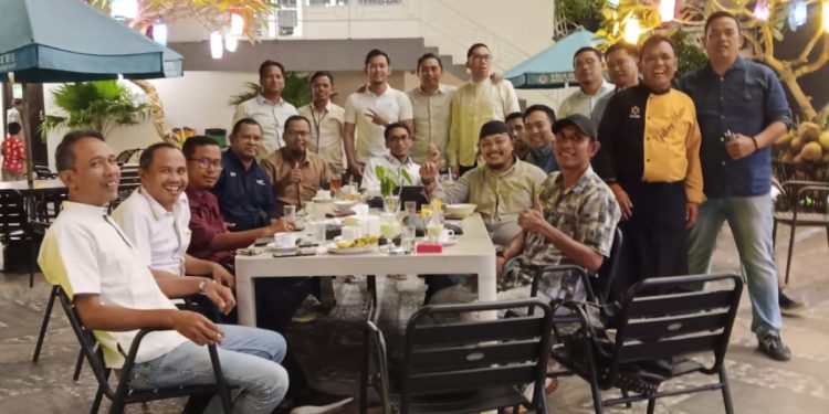 Jawara Galang Dana di Hotel Vega