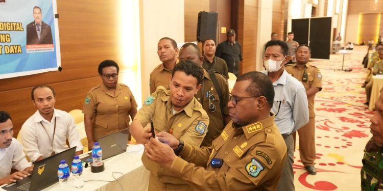 Launching e-KTP Digital, Pj Bupati Ikut Uji Coba Perekaman