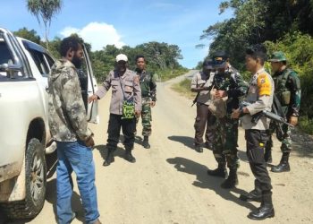 Dikira Penculik Anak, 4 Sopir Truk Diamuk Massa