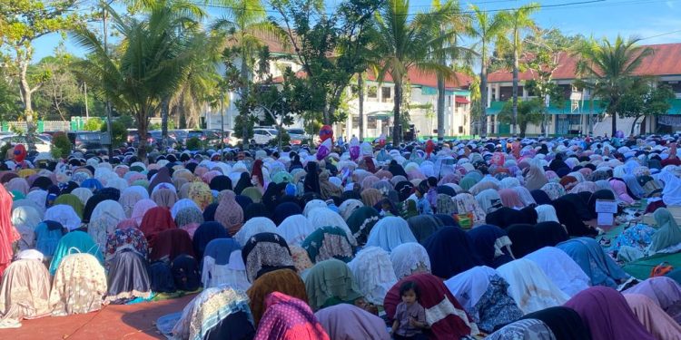 Sholat Ied di UMS dan Unimuda Sorong Dipadati Jemaah Muhammadiyah