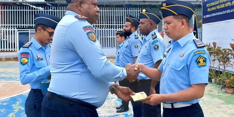 5 Petugas Lapas Naik Pangkat, Kalapas Minta Kinerja Terus Ditingkatkan