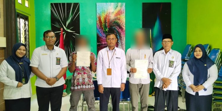 Tim PA Sorong Kembali Sidang di Luar Gedung