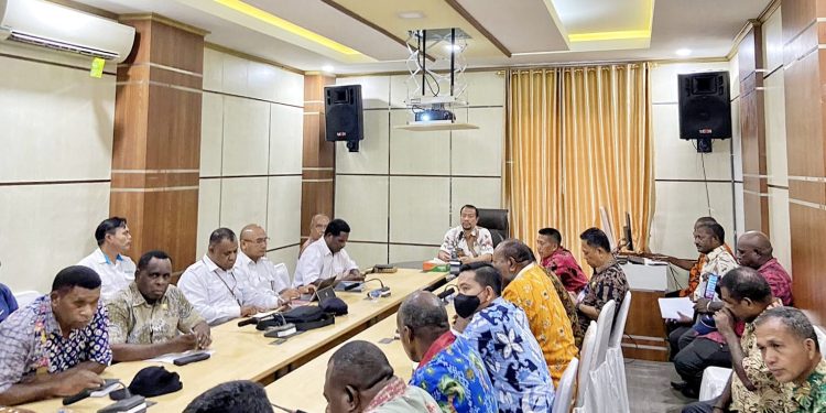 Pemprov PBD Rakor Rencana Penataan Kawasan Pemukiman bagi OAP