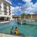 Aimas Hotel Ajak 66 Anak Panti Asuhan dan SLB Mandi di Kolam Renang