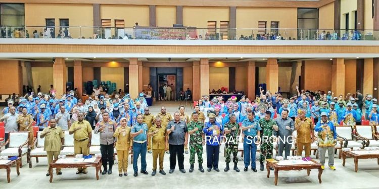 Lepas 171 Kontingen PENAS, Pj Gubernur PBD: Serap Ilmu, Bangun Konektivitas Disana!