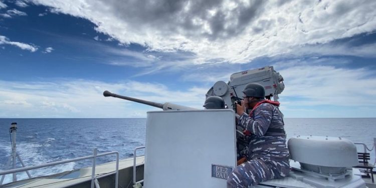 Uji Pertahanan Udara WIT, Unsur Kapal Perang Koarmada III Latihan Bersama TNI AU