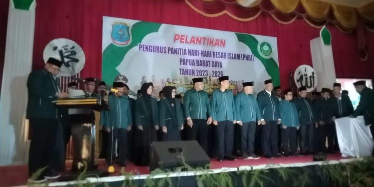 Pj Gubernur Lantik Pengurus PHBI PBD