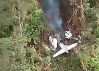 Pesawat SAM Air Jatuh dan Terbakar di Hutan Papua