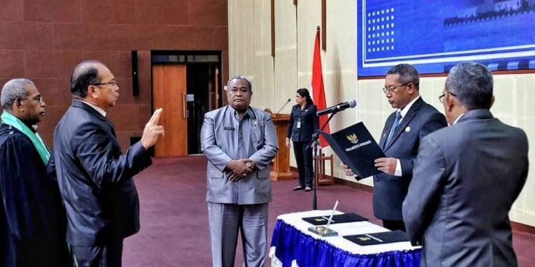 Ruddy Laku Dilantik Sebagai Pj Sekda Kota Sorong