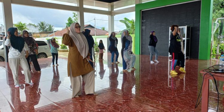 Jalan Santai HUT Ikaswara ‘Banjir Hadiah’