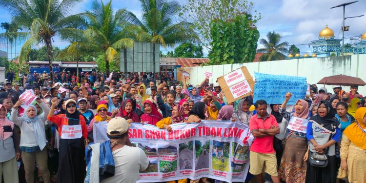 Pedagang Pasar Mbilin Kayam Raja Ampat Tolak Relokasi
