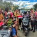 Meriahkan HUT RI, IKAPY Bagi Seribu Bendera Merah Putih