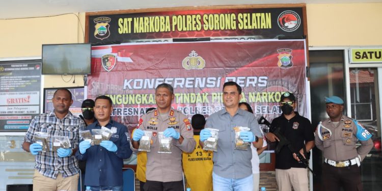 Penyeludupan Ganja 1,3 Kg ke Kota Sorong Digagalkan
