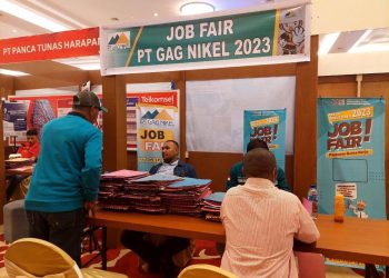 Stand PT Gag Nikel Terima Puluhan Berkas Pencaker