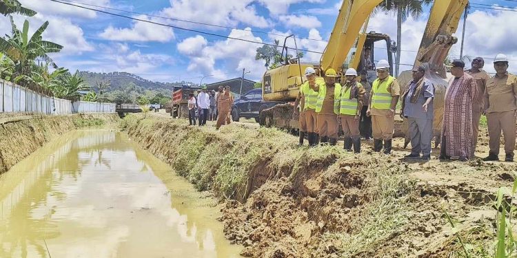 Atasi Banjir, Pj Wali Kota Sorong: Kita Lakukan Normalisasi dan Akan Bangun TPS!