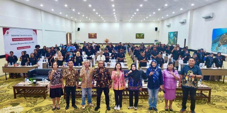 Rico Sia Gandeng BRIN Hadirkan Kegiatan Sosialisasi Manajemen Bisnis untuk UMKM di Kota Sorong
