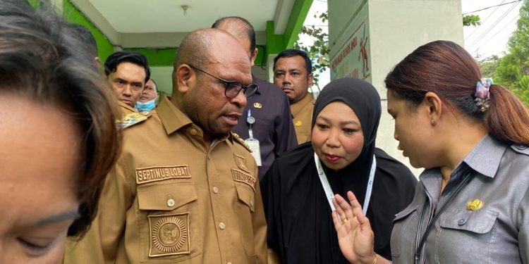 Inspeksi di Dua Puskesmas, PJ Walikota Temukan   Insentif  Nakes yang Belum Dibayarkan Selama 8 Bulan