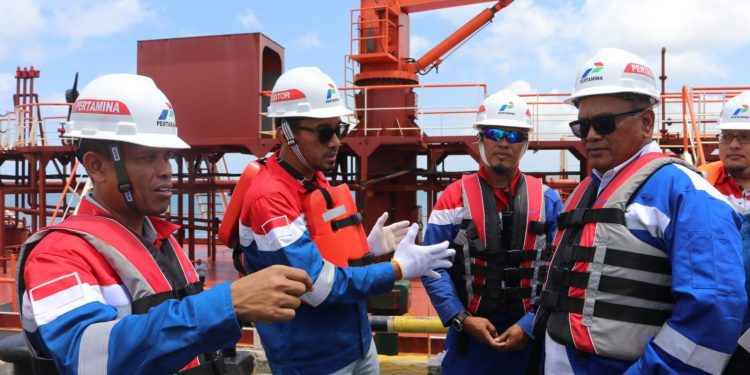 Komut Pertamina Patra Niaga Tinjau Kegiatan Operasional Regional Pamalu