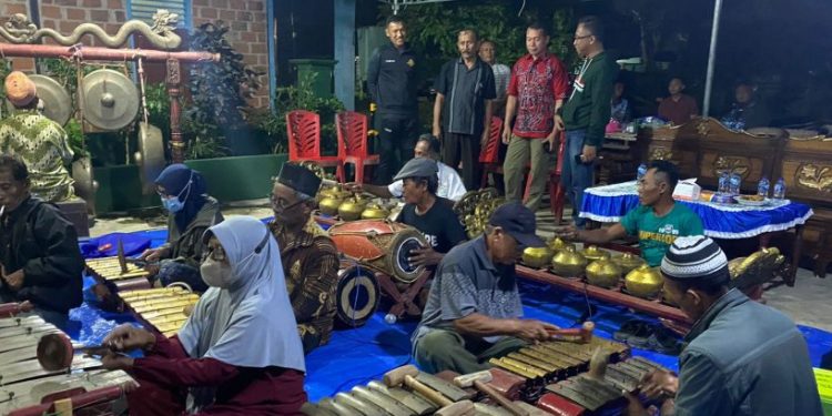 Pangkoarmada III Cek Kesiapan Pagelaran Wayang Kulit