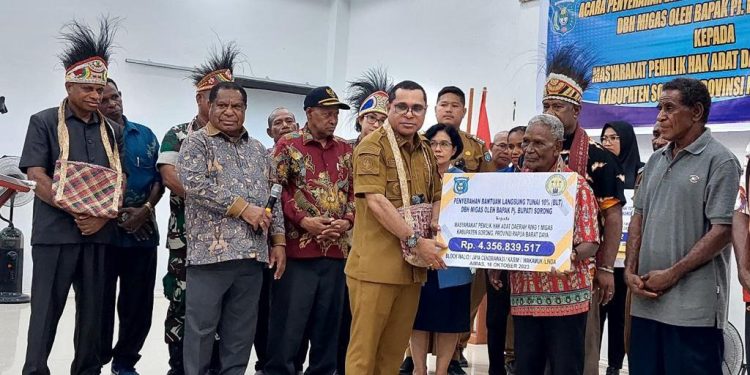 Masyarakat Ring I Migas Terima BLT DBH Migas Miliaran Rupiah.
