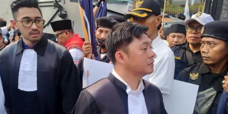 Pasangan Anies Baswedan-Muhaimin Iskandar Mendaftar ke KPU Dikawal Ratusan Pengacara