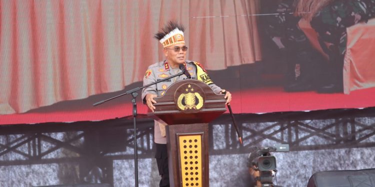 Dipadati Masyarakat, AKABRI 90 Salurkan 3.000 Paket Sembako