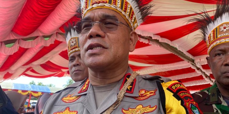 Regu Polisi Diterjunkan Kejar Pelaku Pembakaran Eskavator di Maybrat
