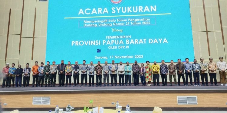 Pemprov Rayakan Syukuran Pengesahan UU PBD Pertama Secara Sederhana