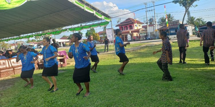 12 Sanggar Tari Ramaikan Pekan Seni Budaya di Aimas