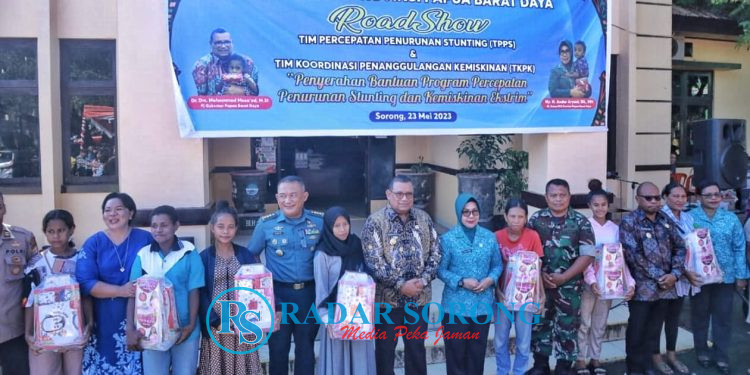 Tangani Stunting-Turunkan Angka Kemiskinan, Pemprov PBD Berikan Bantuan Makanan Tambahan