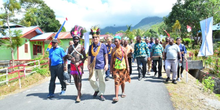 Desa Wisata Kwau Terima Penghargaan ADWI 2023