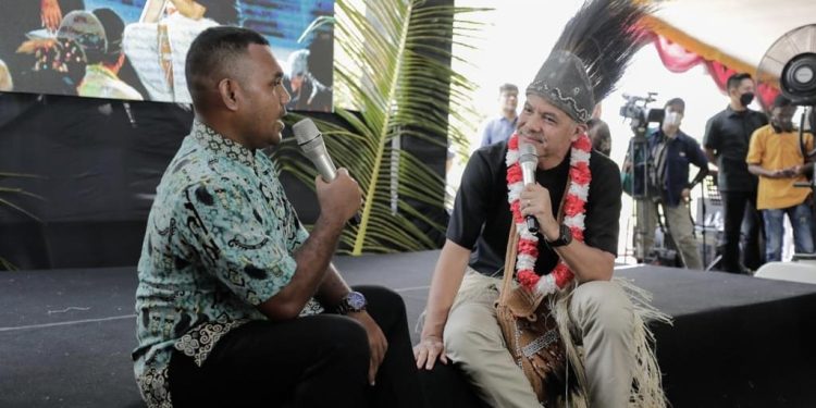 Kampanye Perdana di Merauke, Ganjar Luncurkan Program Satu Desa Satu Faskes