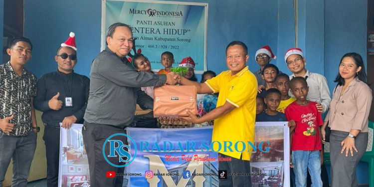 M-Hotel Berbagi Berkat di Panti Asuhan Lentera Hidup dan Yayasan Pondok Kasih Nusantara