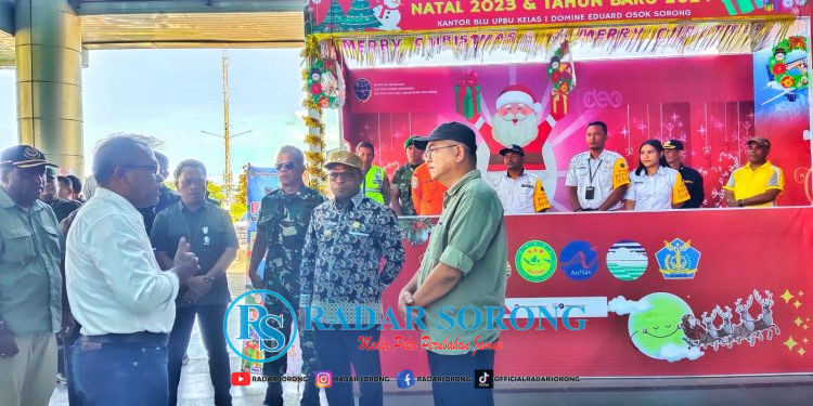 Jelang Libur Nataru, Pj Sekda PBD Tinjau Bandara, Pelabuhan & Perum Bulog