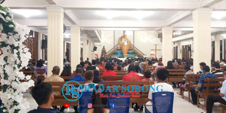 Jemaat Membludak, Ibadah Natal GKI Maranatha Dibagi 2 Sesi